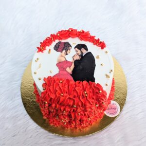 Couple Illustration Red Ruffle Cake by Bakeology, Gwalior
