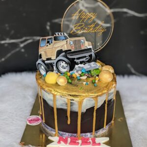 Jeep Adventure Drip Cake by Bakeology, Gwalior